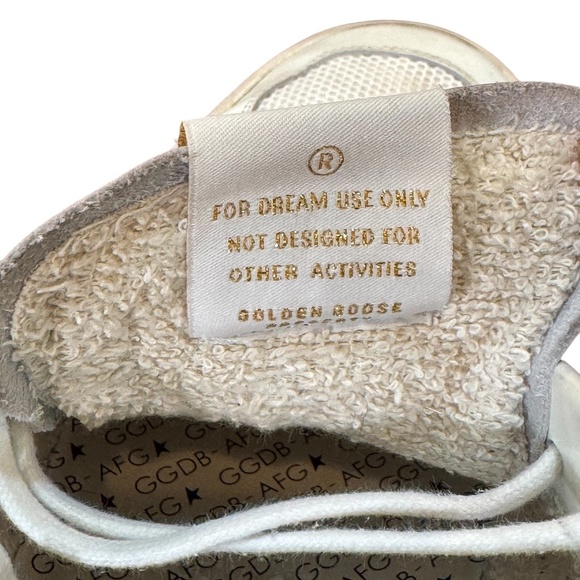 Mens, Golden Goose Stardan with Black Star. Color: White, Size: 11 - Picture 7 of 8